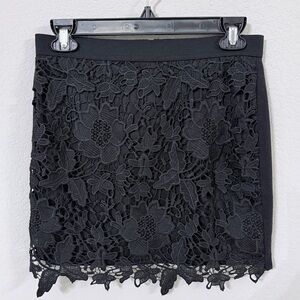 American Eagle Outfitters Black Floral Lace Mini Skirt